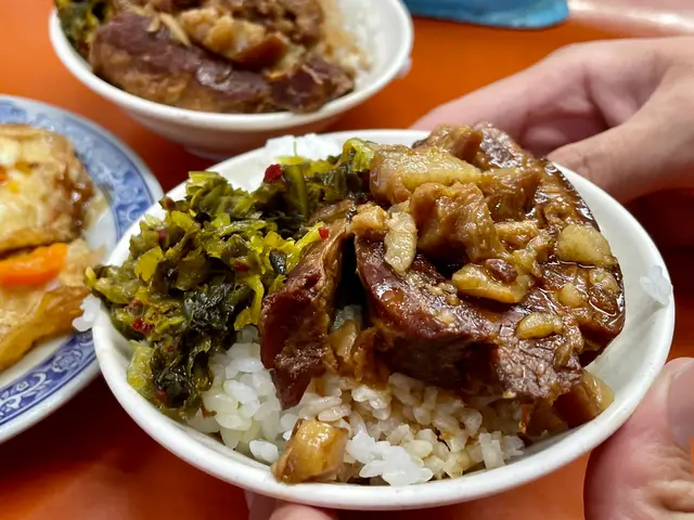 市場口爌肉飯攤位