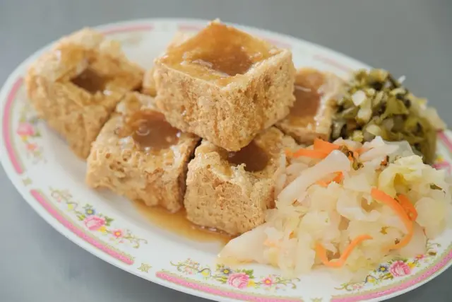 廟口阿嬷臭豆腐