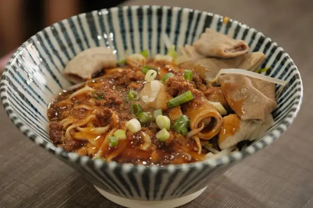 立軒麵館