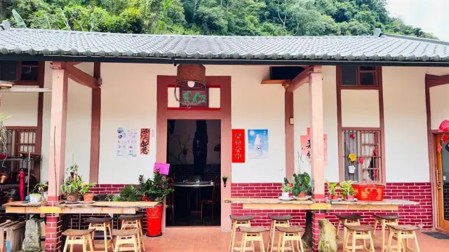 伍貳居所
