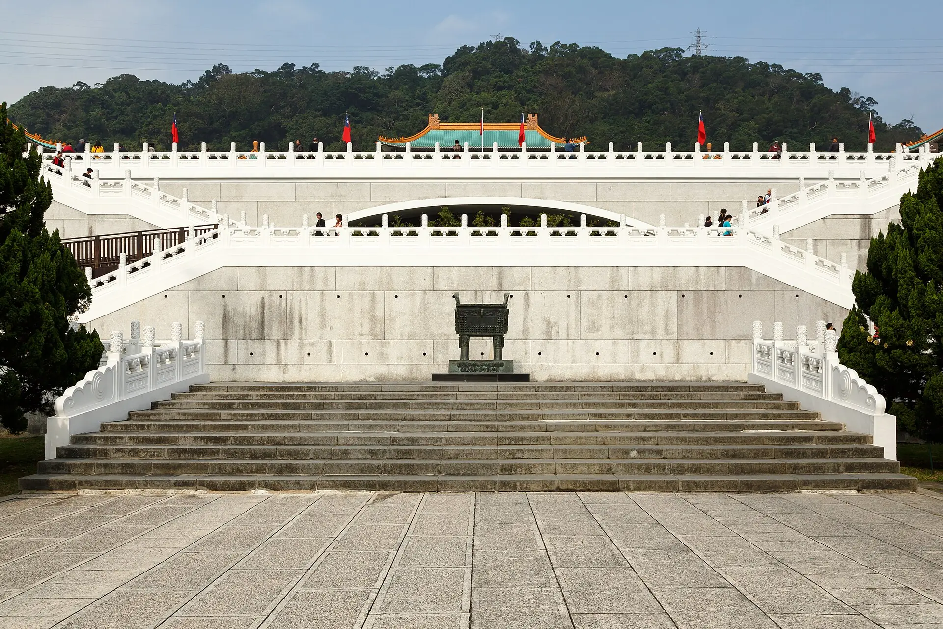 國立故宮博物院正館與前方的階梯
